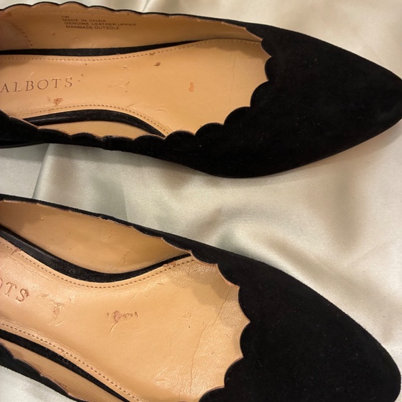 Talbot’s Gently Worn Black Suede Scalloped Edge Flat Size 7W Very Good Condition - Picture 11 of 14